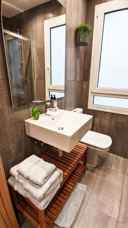 céntrico Apartamento Elai, Netflix, Coffee, posibilidad parking Appartamento San Sebastián Esterno foto